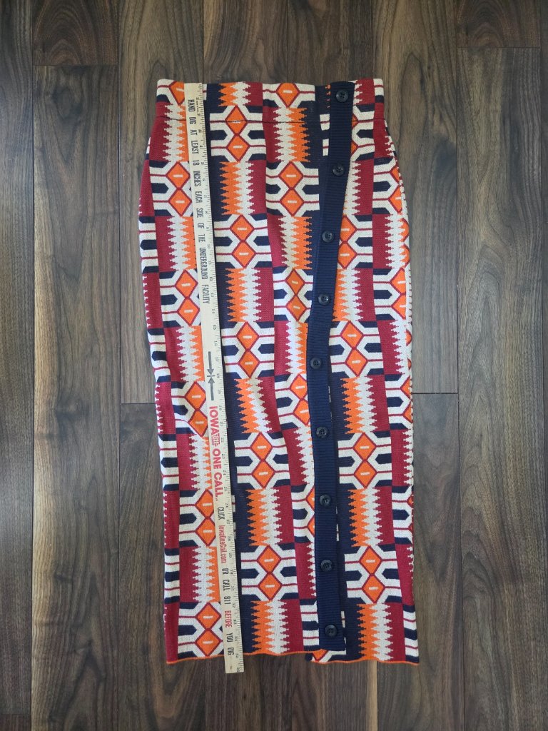 Diyanu Medium African Tribal Geometric Patterned Button-Up Skirt Front Slit — image 6 of 6